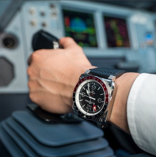 Imagen lateral del reloj